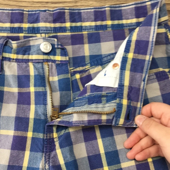 Levis Blue Purple Plaid 504 Chino Shorts Mens 30 Flat Front 100%‎ Cotton - Picture 10 of 12